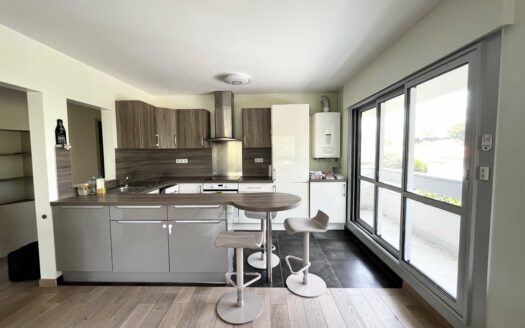 LOUE: BORDEAUX CAUDERAN