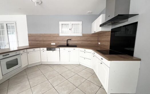GUJAN-MESTRAS: Maison T5 de plain-pied avec garage