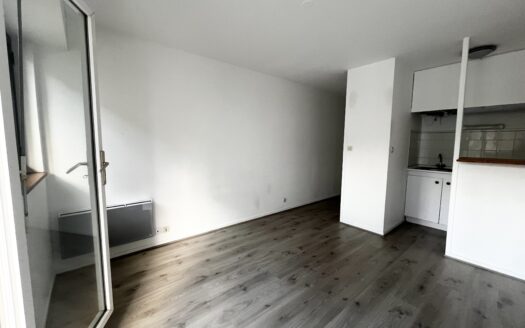 EXCLUSIVITE: BORDEAUX – T1 avec balcon