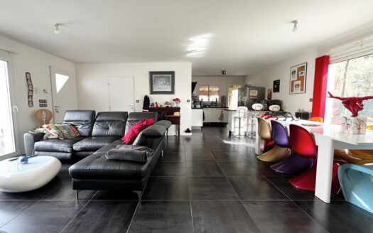 EXCLUSIVTE: LE PIAN MEDOC – Maison T6 de plain-pied